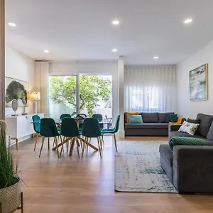renovated-3br-apartment-by-lisbon-heart.hotels-lisbon-portugal.com/